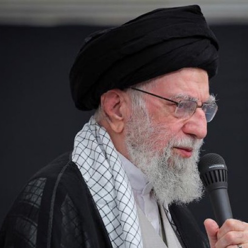 İran'da İç Savaş Uyarısı: Çöküş Eşiğinde mi?